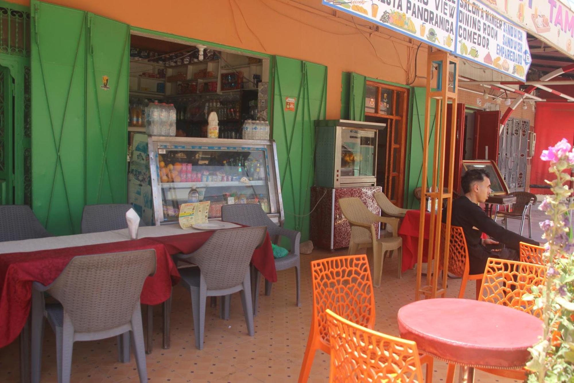 Auberge Restaurant Rooftop Tamazirt Boumalne Dades Exterior photo