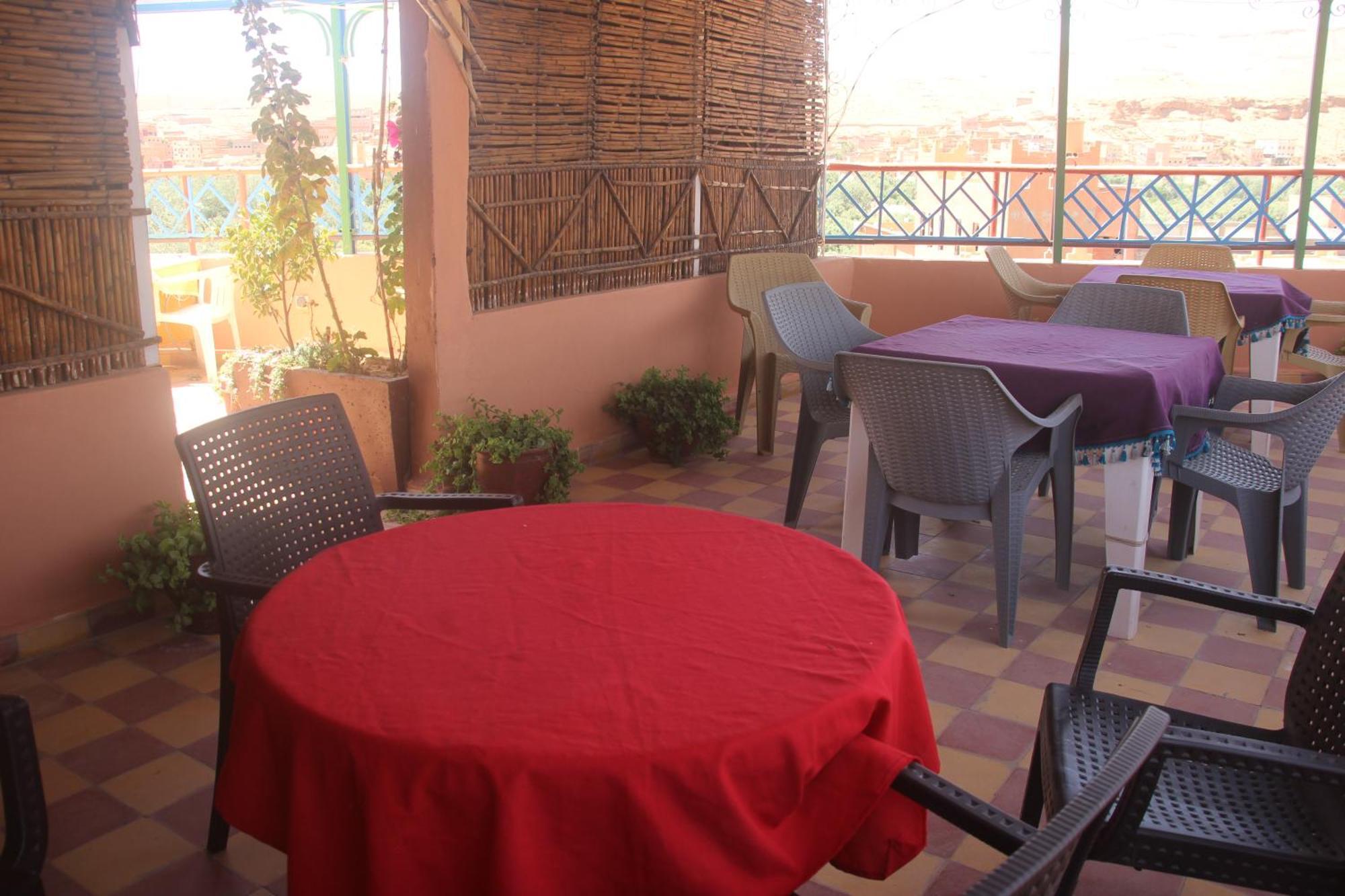 Auberge Restaurant Rooftop Tamazirt Boumalne Dades Exterior photo